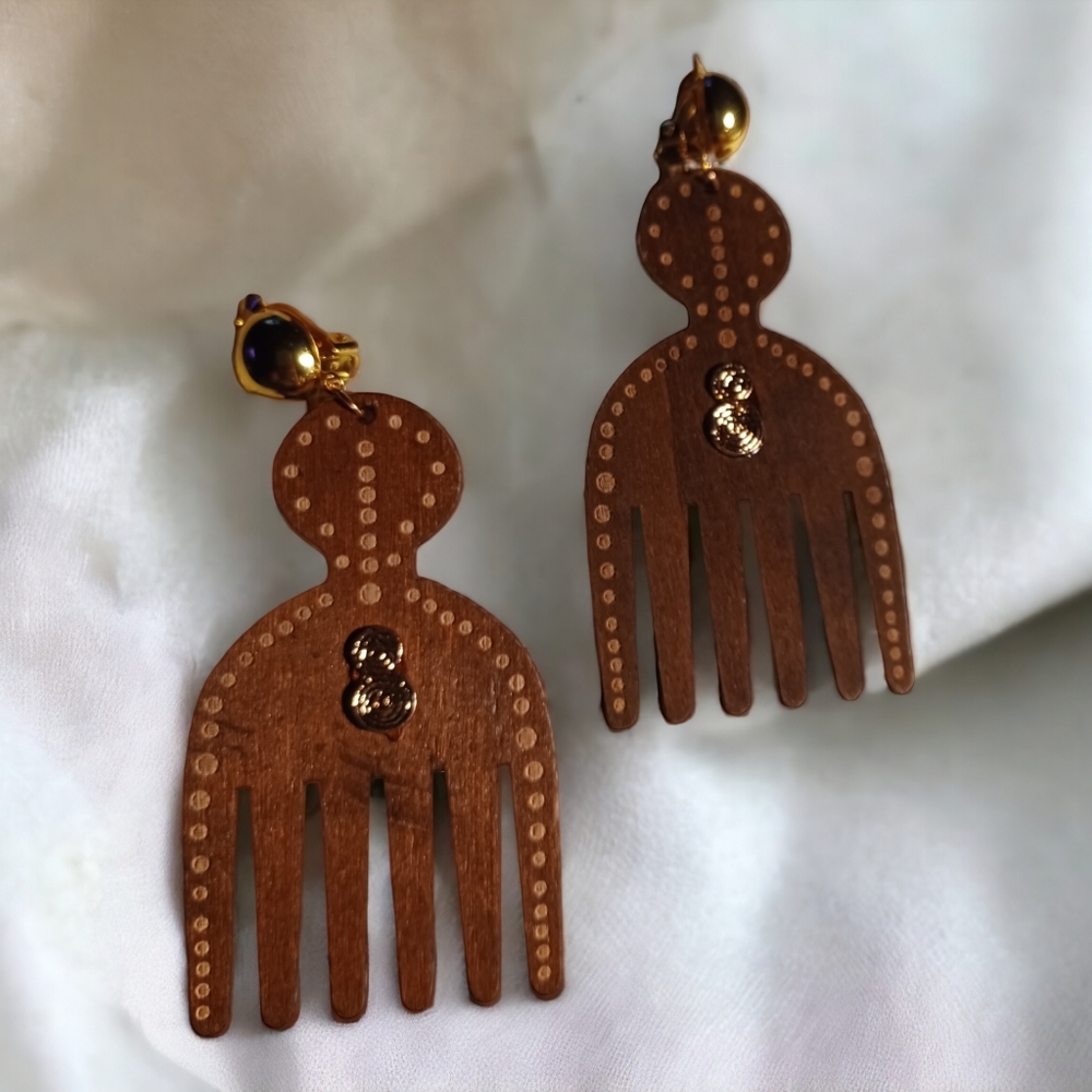 Clip on wood afro pick Earrings